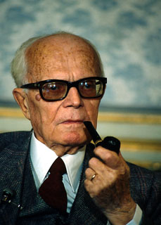 /medias/customer_28/dictionnaire/Sandro Pertini_jpg_/0_0.jpg